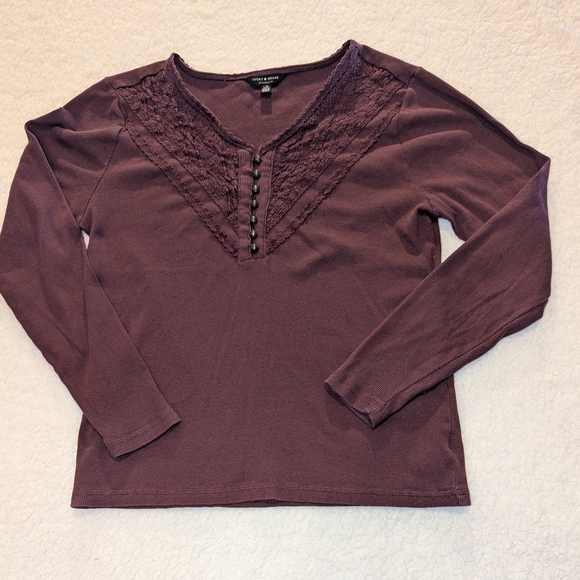 Lucky Brand Red Fitted Embellished Blouse - Picture 2 of 9